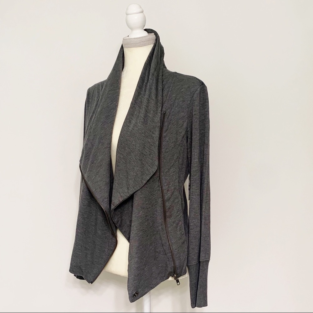 Caslon Wrap Zip Knit Jacket in Heather Gray - Size MP